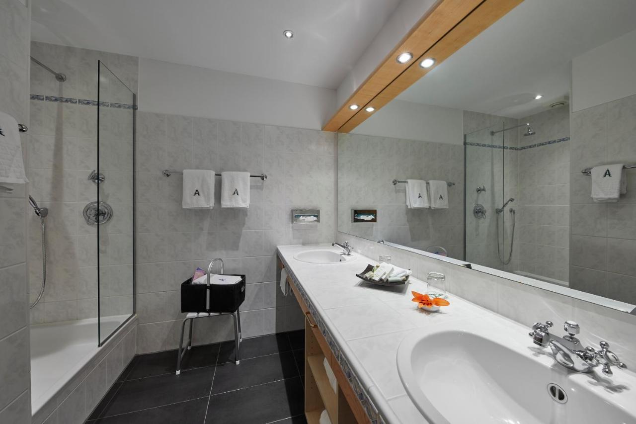 Waldhaus Ohlenbach Hotel Шмаленберг Екстериор снимка