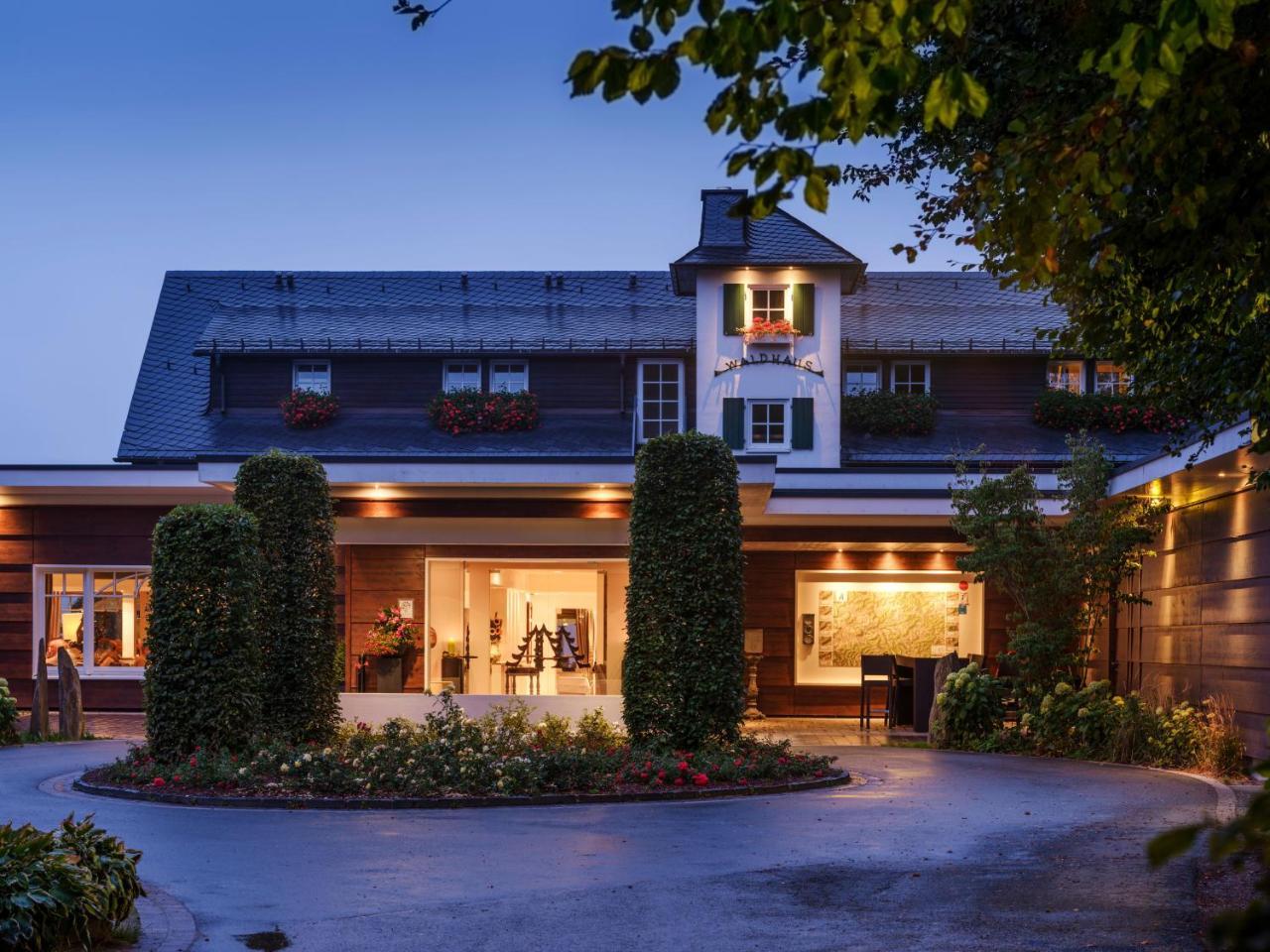 Waldhaus Ohlenbach Hotel Шмаленберг Екстериор снимка